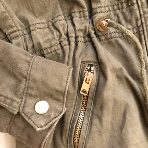 H&M khaki jacket - Picture 3 of 5